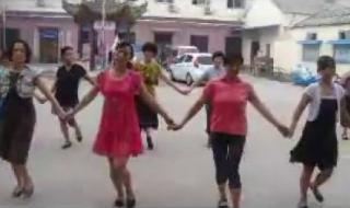 一个人寂寞两个人错 一个人寂寞两个人错